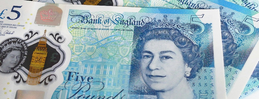 Image-of-GB-Five-Pound-notes-to-accompany-vxtream-article-on-Capita-data-breach-fine-of-14-million-pounds